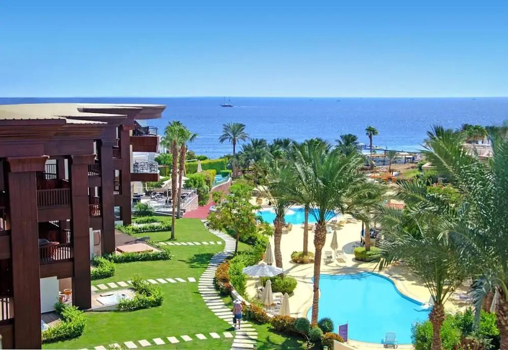 3 Bedroom Villa Offering Unrivaled Privacy and Great Views of the Red Sea