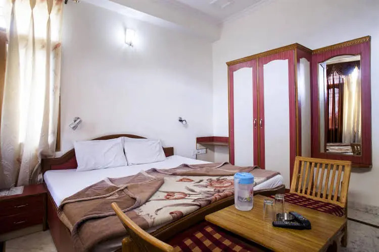 Swastik Inn