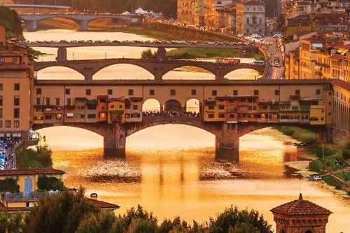 Luxury Apartments by Palazzo Portinari Salviati