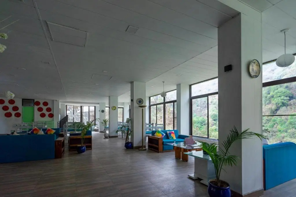 Haut Monde Hill Stream Resort