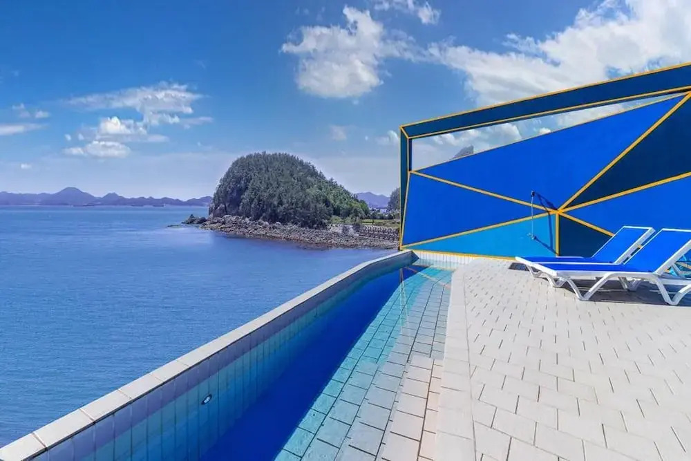 Namhae Pumda Pool villa Pension
