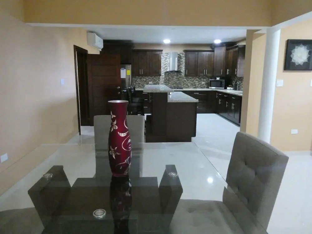 Singh Luxury Apartments With sea View, Apt.2
