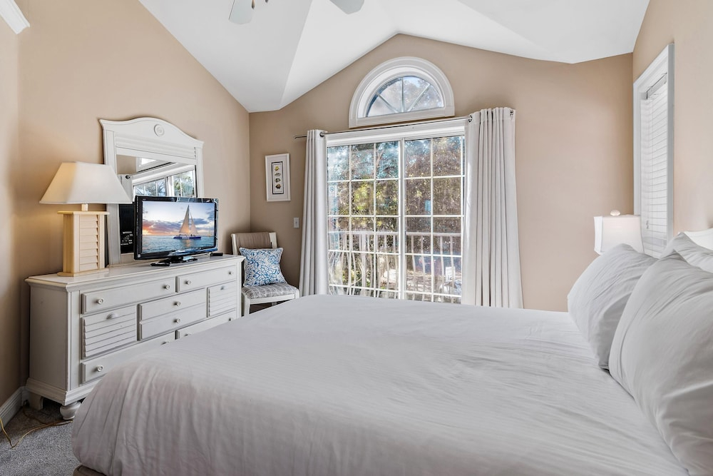 Vantage Pointe 43