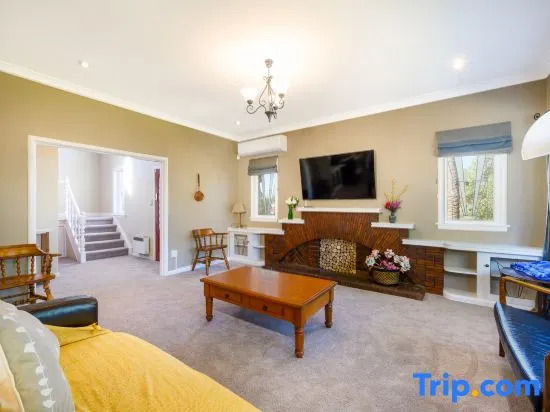 Castle Charm with Modern Interiors, Steps to Shops