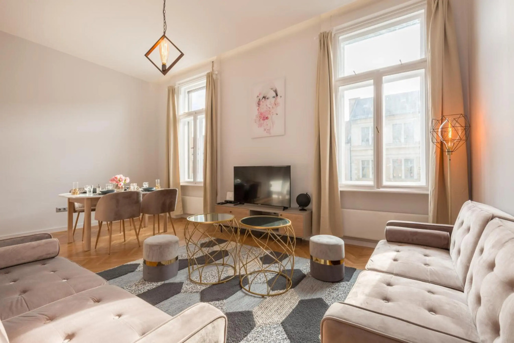 Space and Elegance in The Heart of Budapest