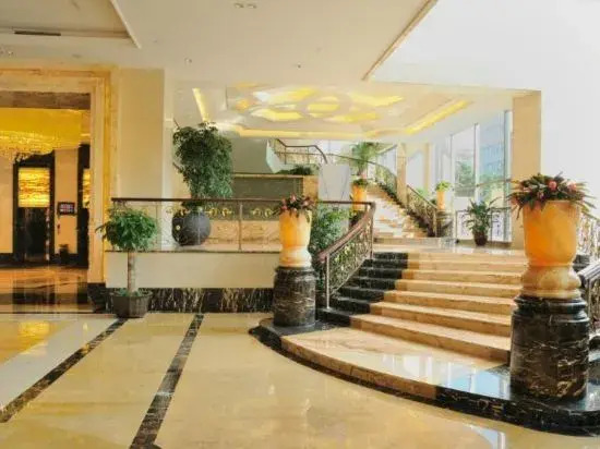 Pioneer Hotel