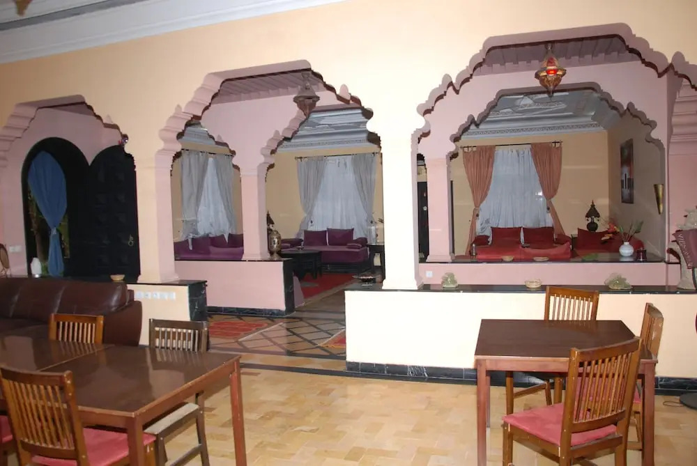Villa Guest
