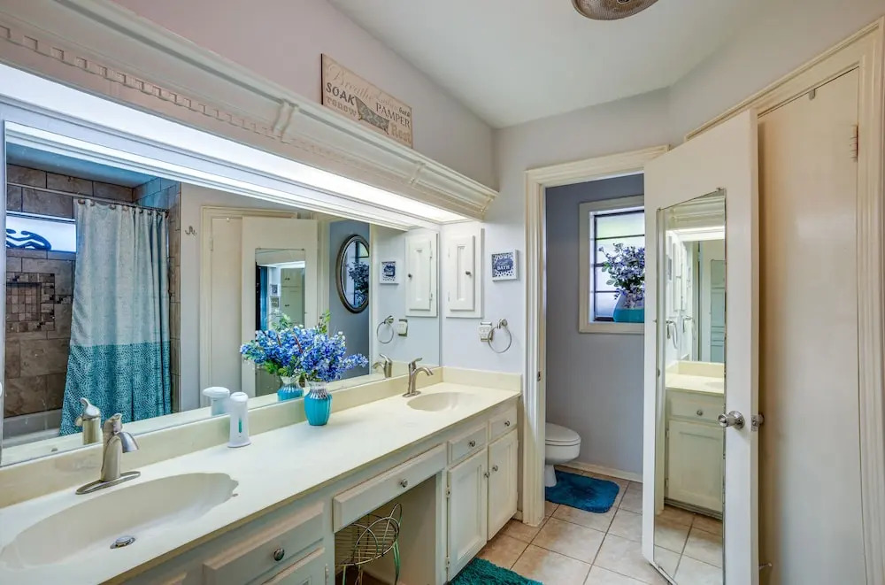 Spacious Bryan Vacation Rental w/ Pool & Patio!