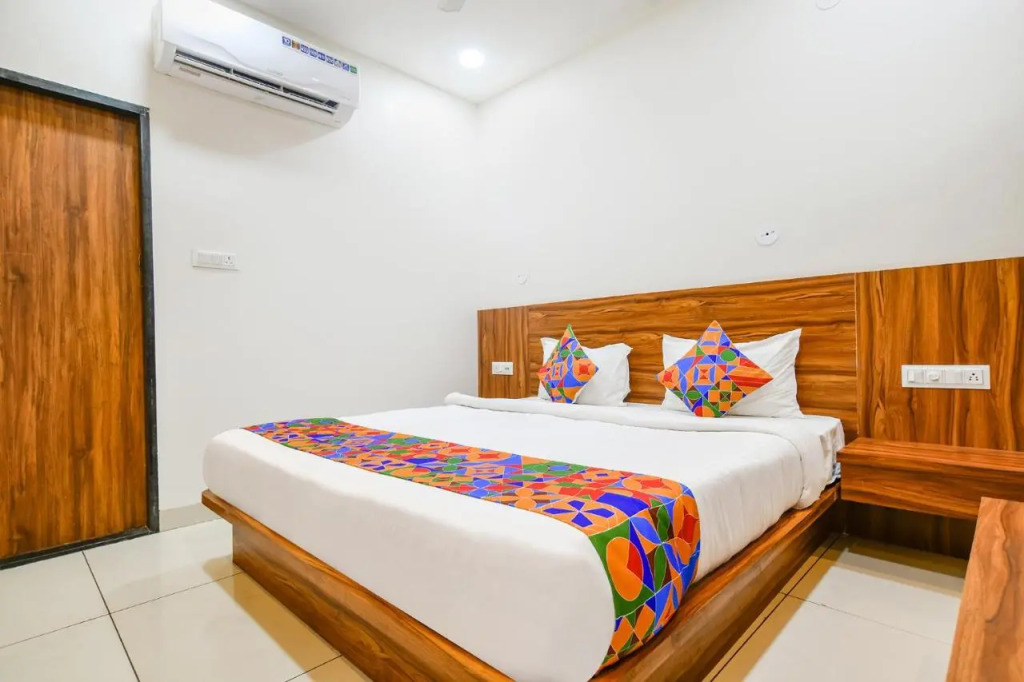 Hotel O Adiyogi Aura