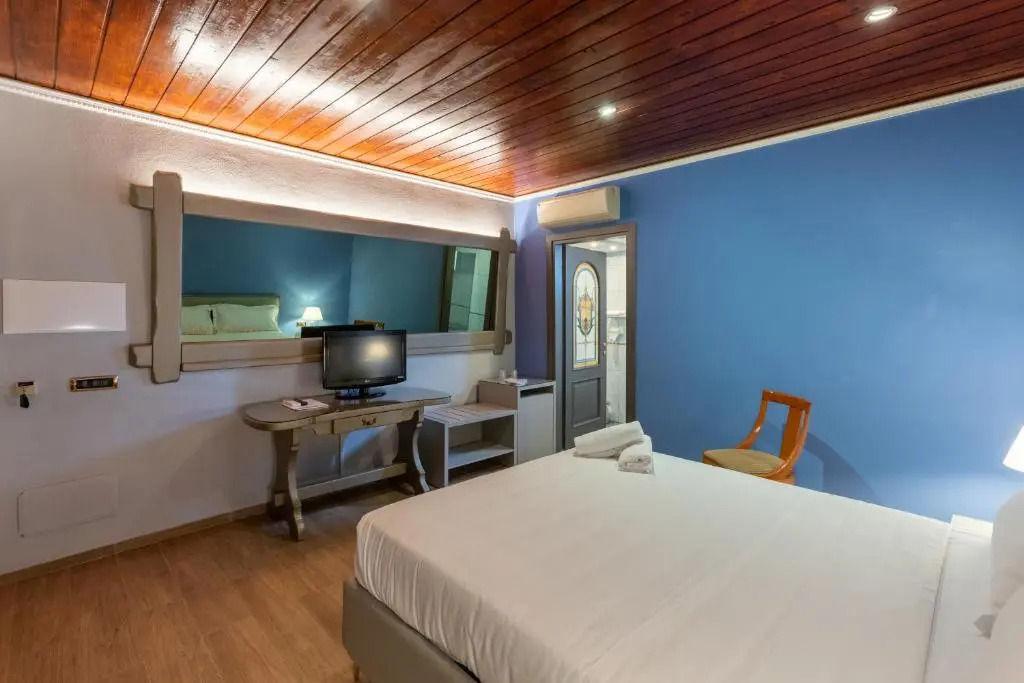 CHARLIE HOTEL Charme & Comfort