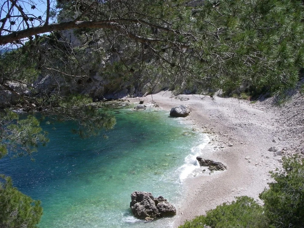 Les Gîtes de la Madrague - vue mer, calanques, Côte Bleue, plage à pied