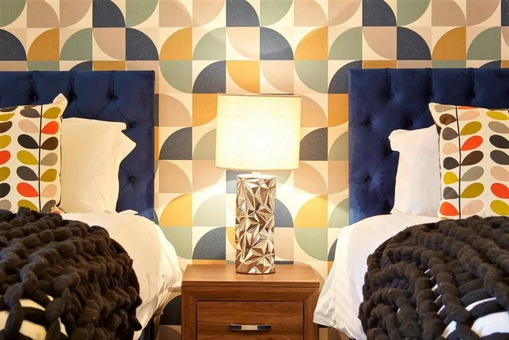 Savoy Court - Your Apartment