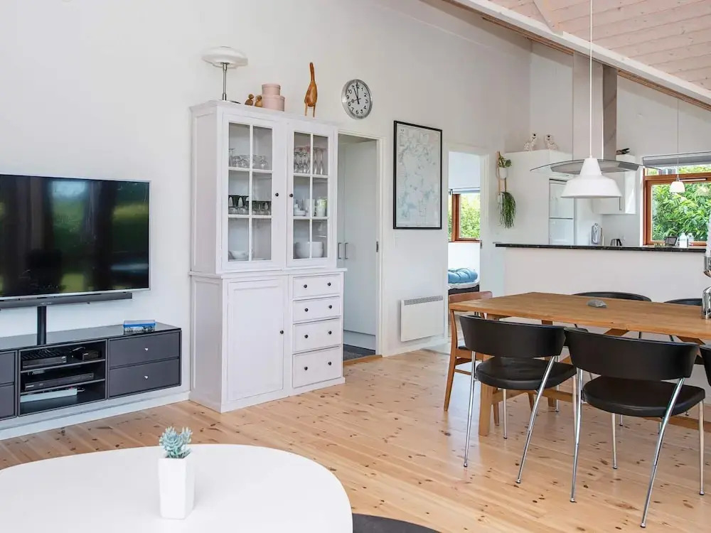 8 Person Holiday Home in Ebeltoft-by Traum