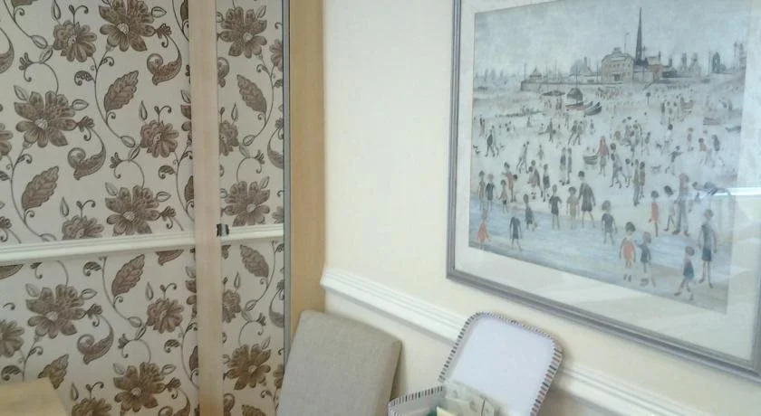 Surrey House Hotel