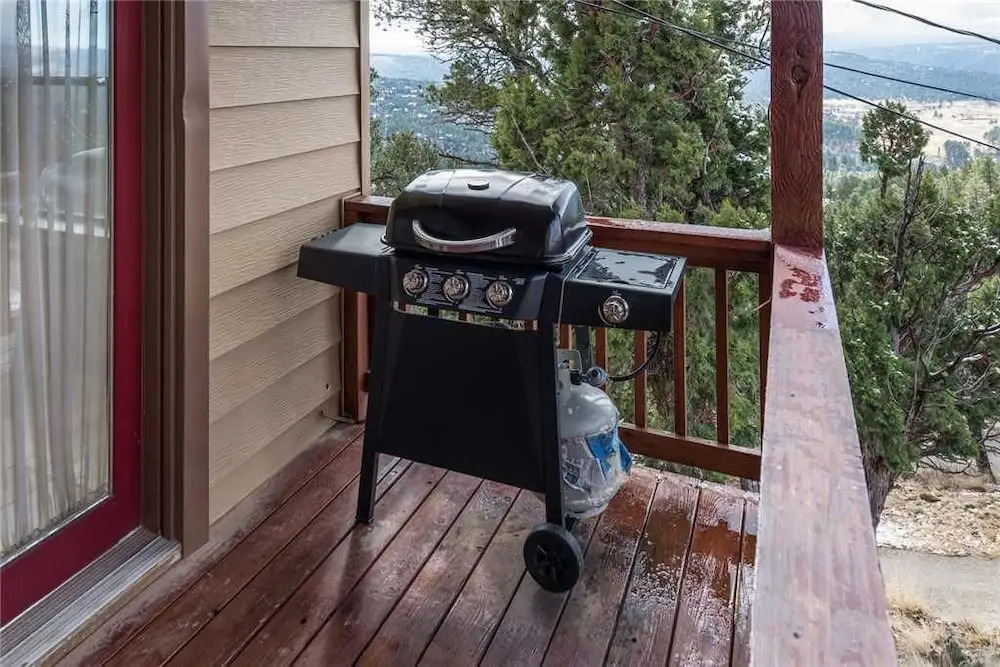 2 Spirit Lodge - Two Bedroom Cabin with Hot Tub