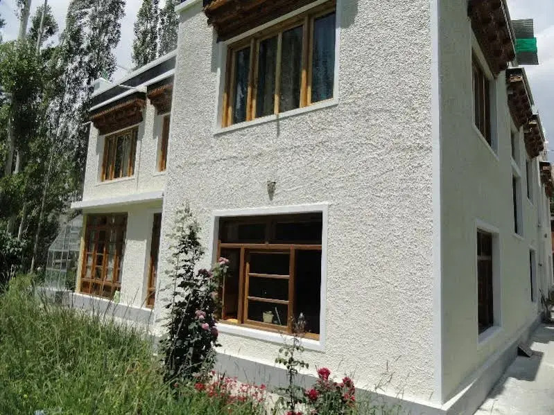 Zal Guest House