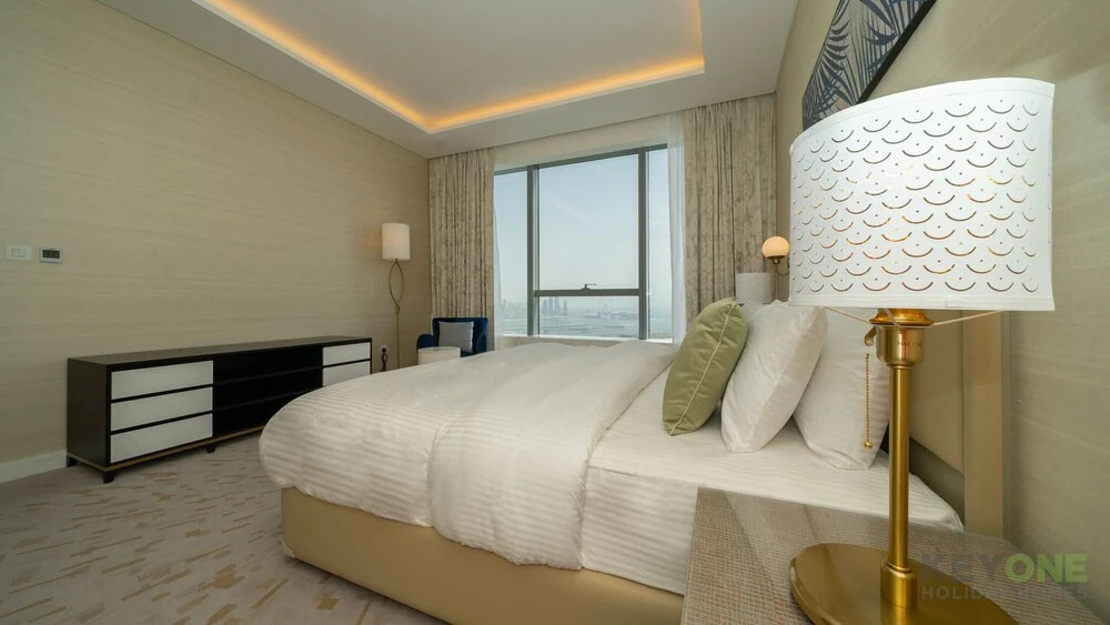 KOHH – 1BR in The Palm Tower