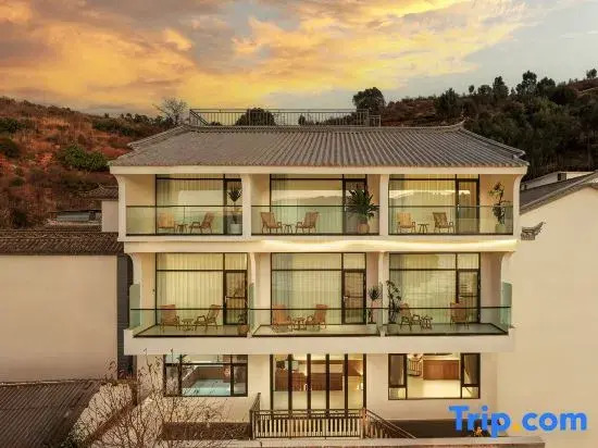 Shiyu·Villa Stream and Sea View Boutique Hotel (Shuanglang Erhai Branch)