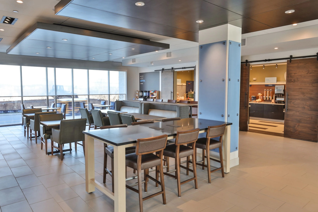 Holiday Inn Express & Suites - Nashville MetroCenter Downtown by IHG