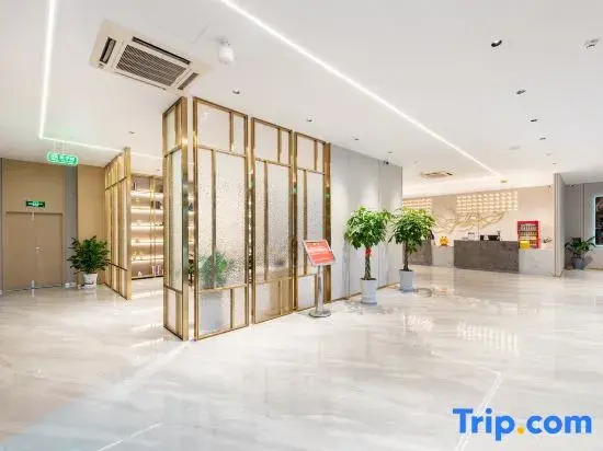 Run Hotel (Yancheng Baolong Square Luming Road)