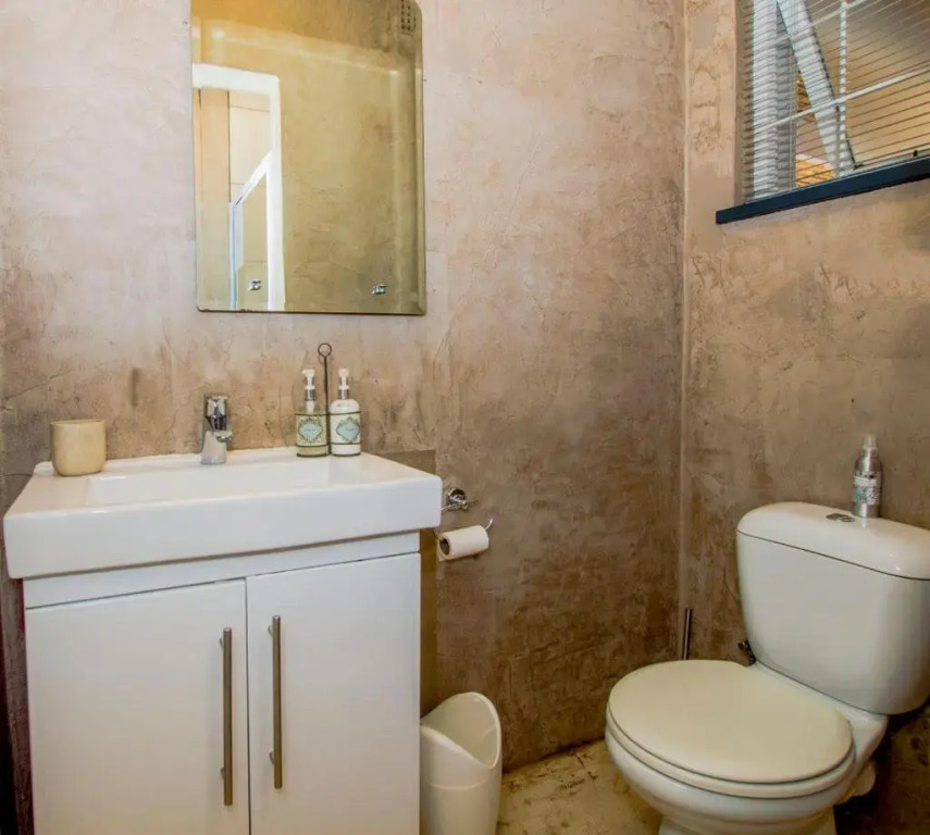 Ladera - Vista Self-catering Guesthouse