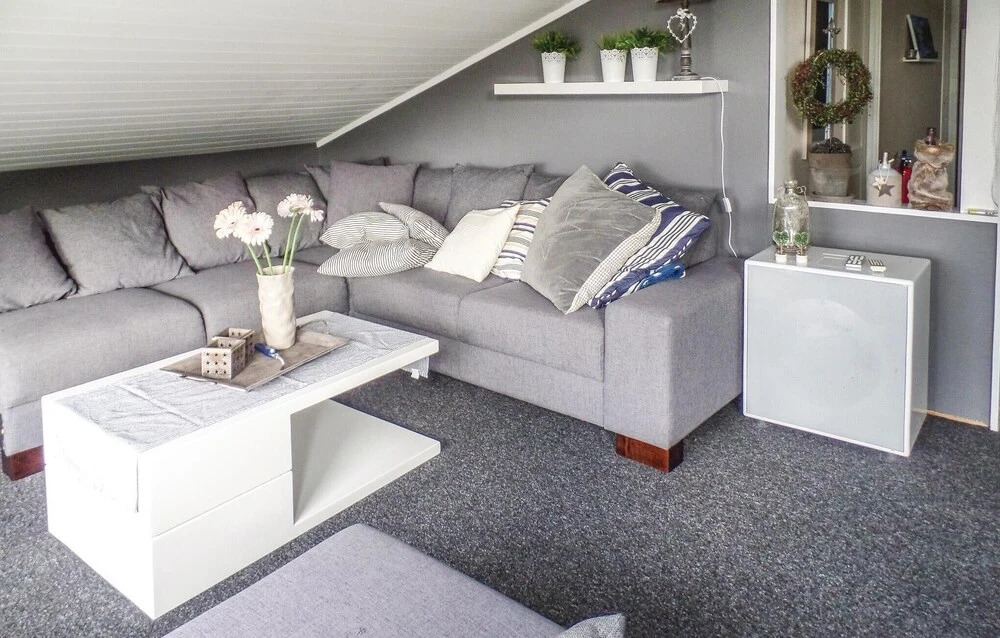 Stunning Home in Lindesnes With 5 Bedrooms, Sauna and Indoor Swimming Pool