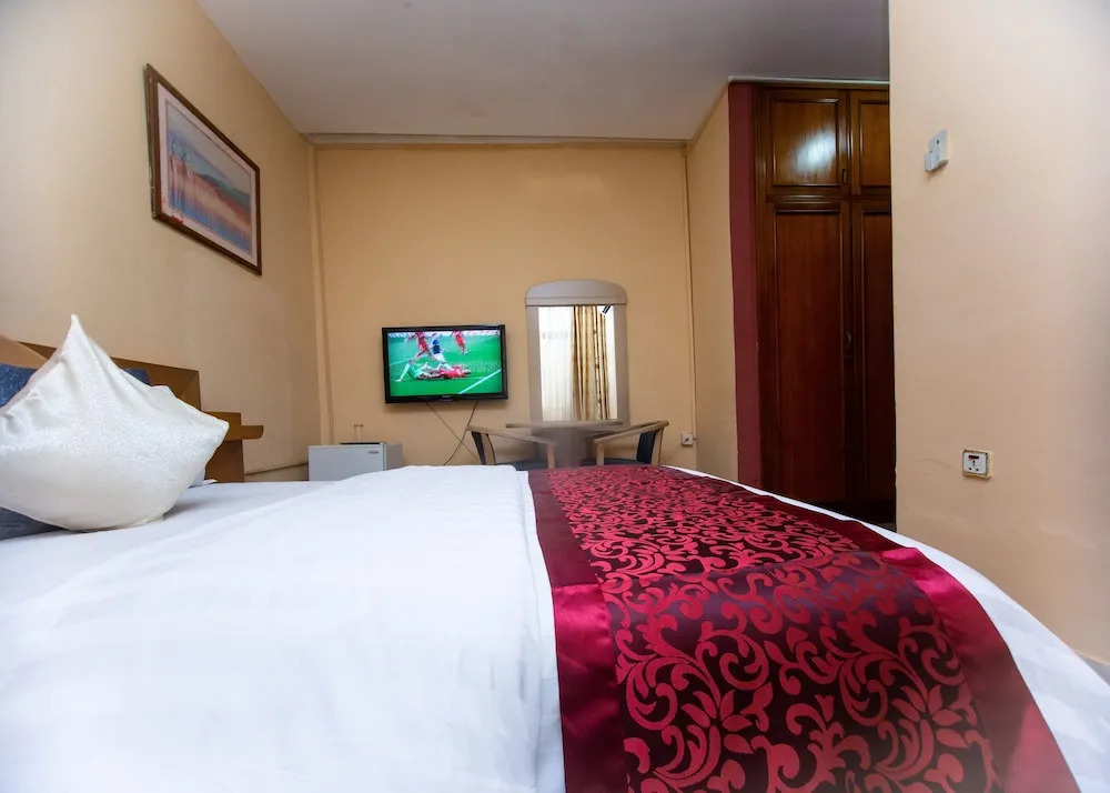Sams Cottage Hotel
