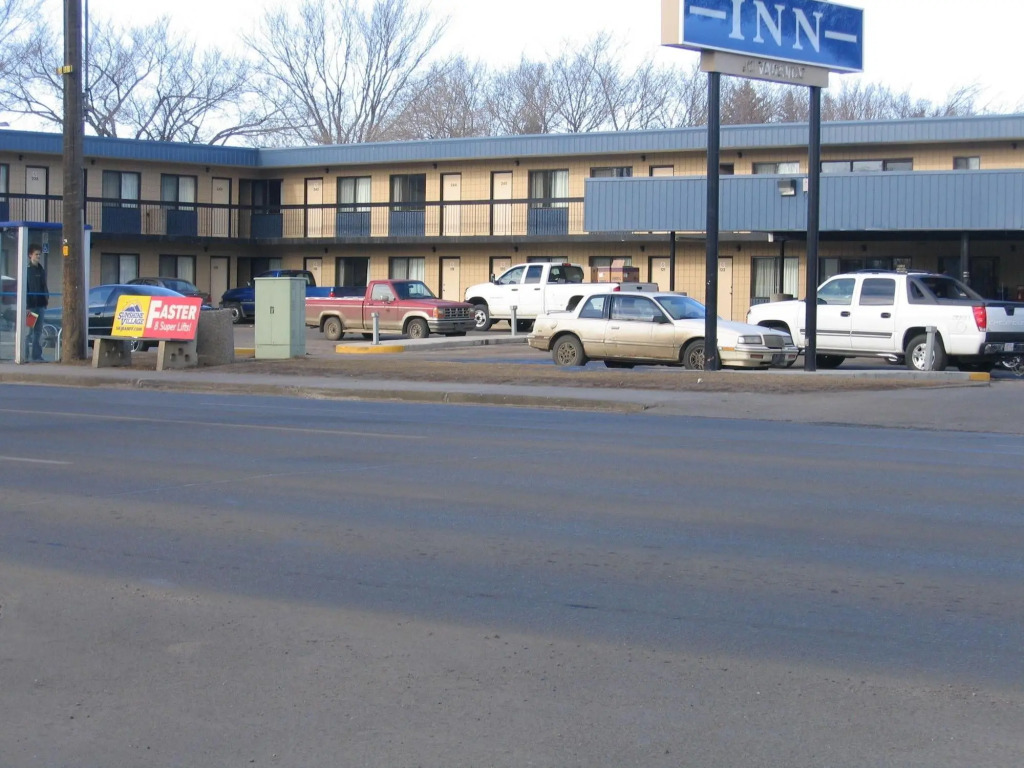 Eastglen Inn