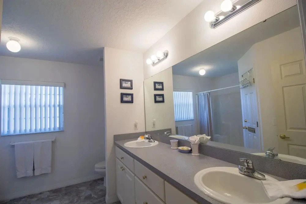 Villa Lovie Charming 4-bed 3-bath With Pool spa