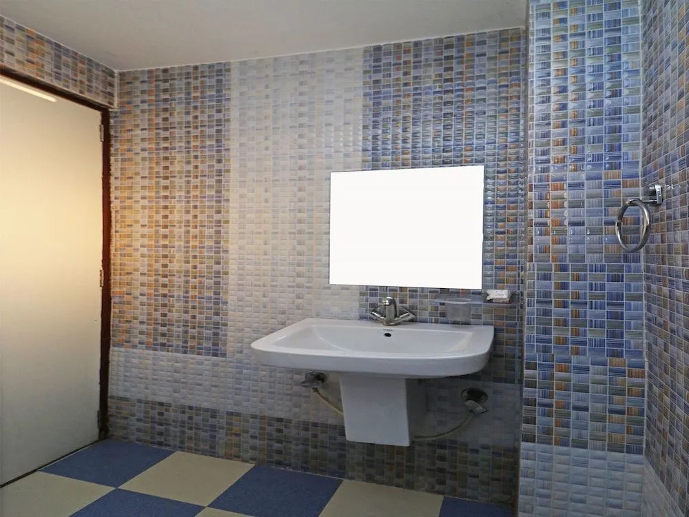 Ronak Hotel