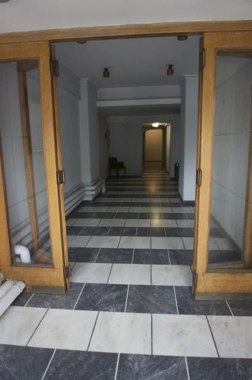 Big Central Metro Station Apartment 1