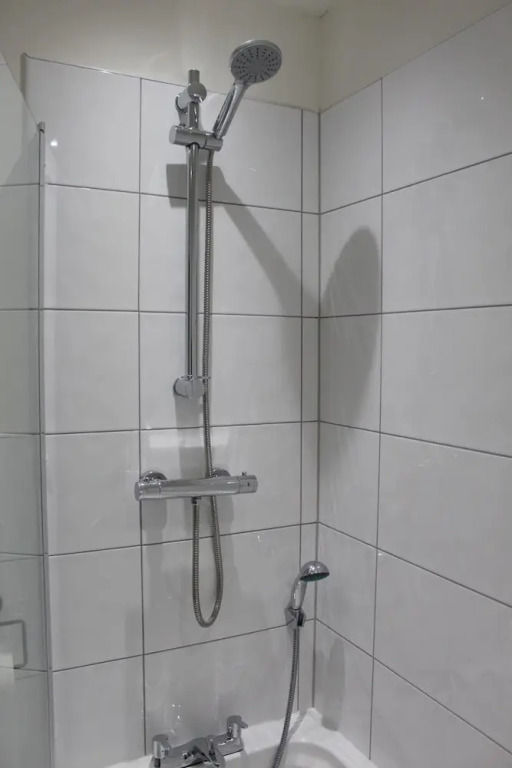 Luxury 1-bed Apartment Bradford Free Parking