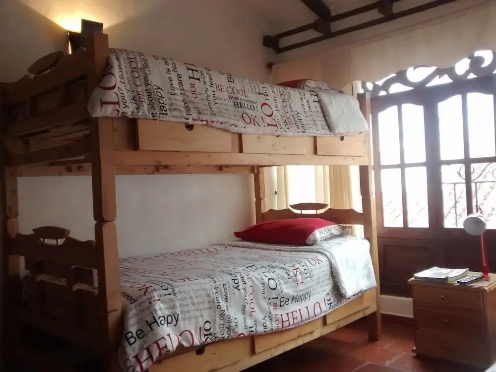 TinVa Hostal - Hostel