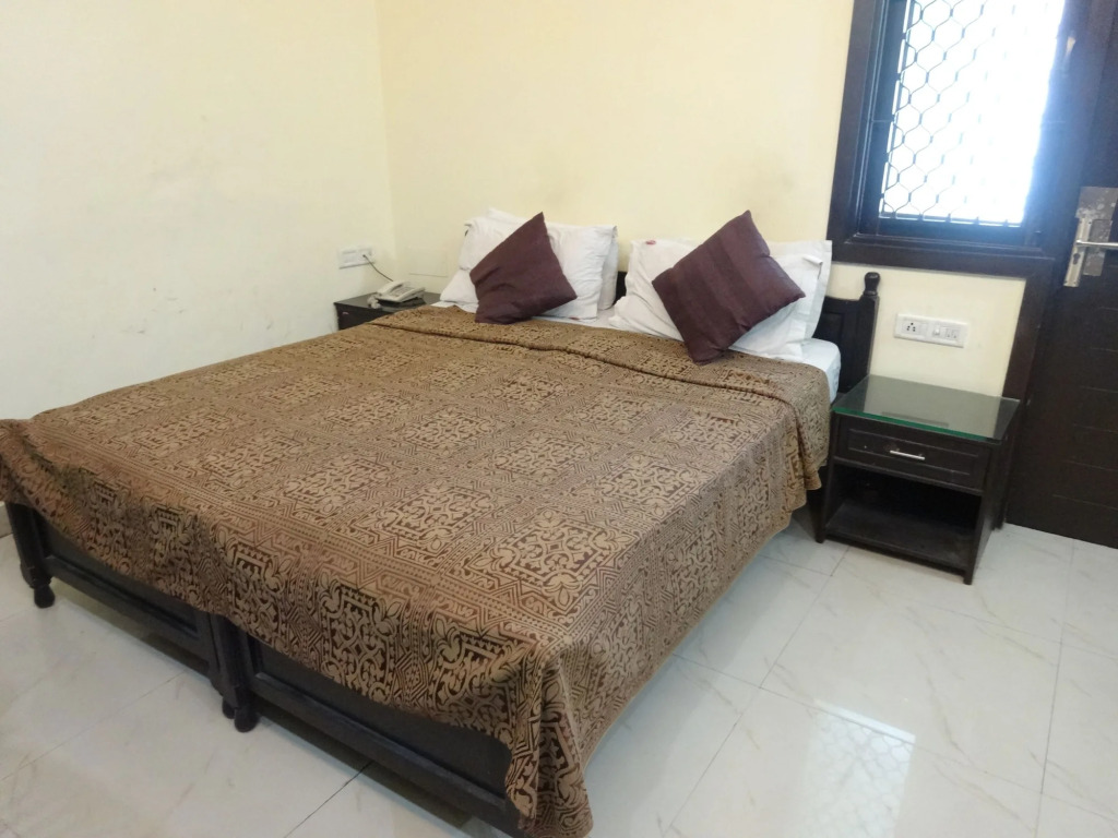 Check In Room RK Ashram