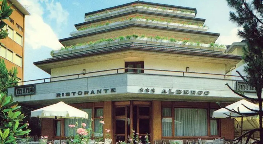 Hotel Mina