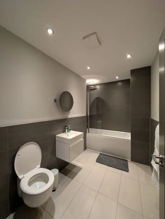 Crown Street Chic Retreat