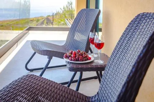 Eden Sun - A Modern Luxury Villa with a Panoramic View