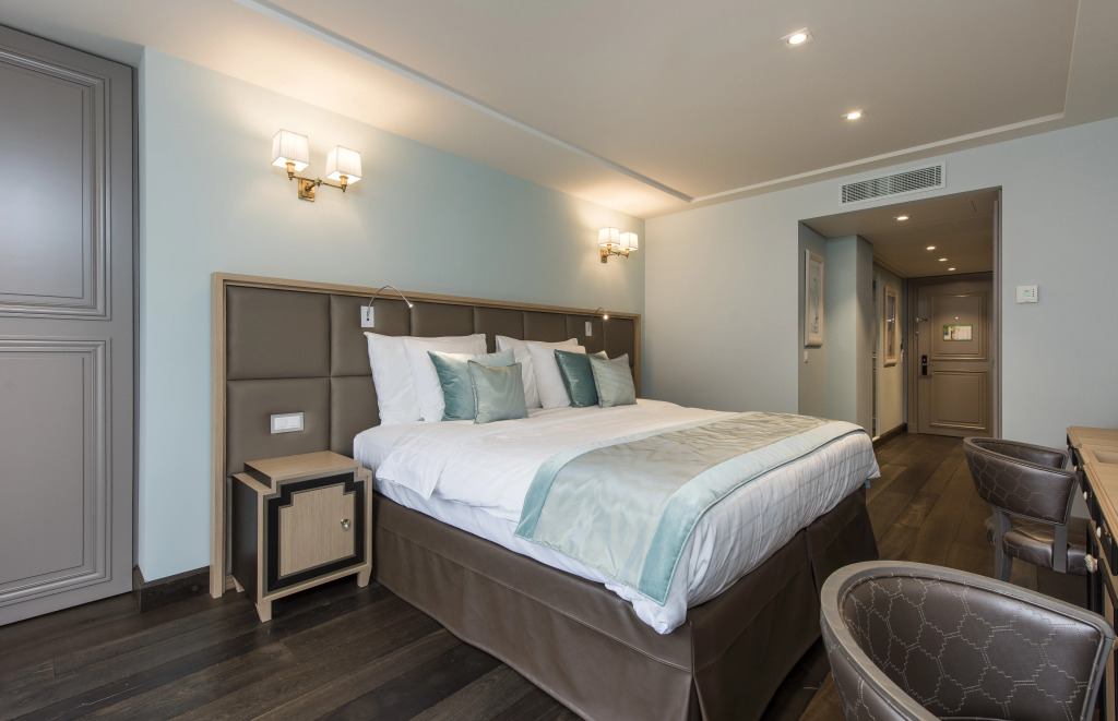 Hotel Bristol