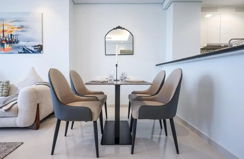 Elite LUX Holiday Homes - Paramount LUX 2BR in Business Bay Dubai
