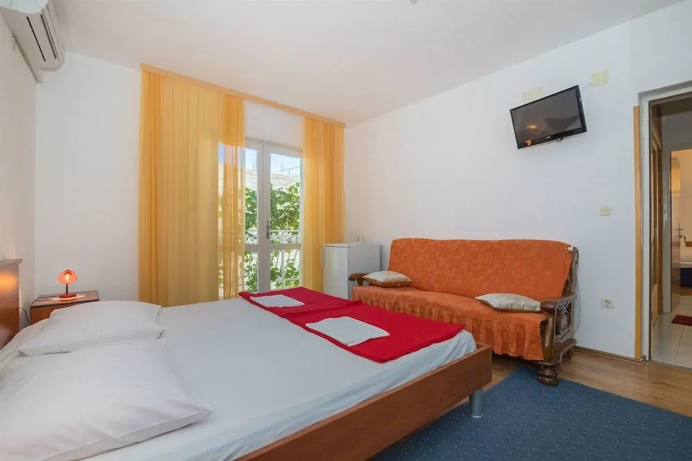 Apartment Ante TonÄi