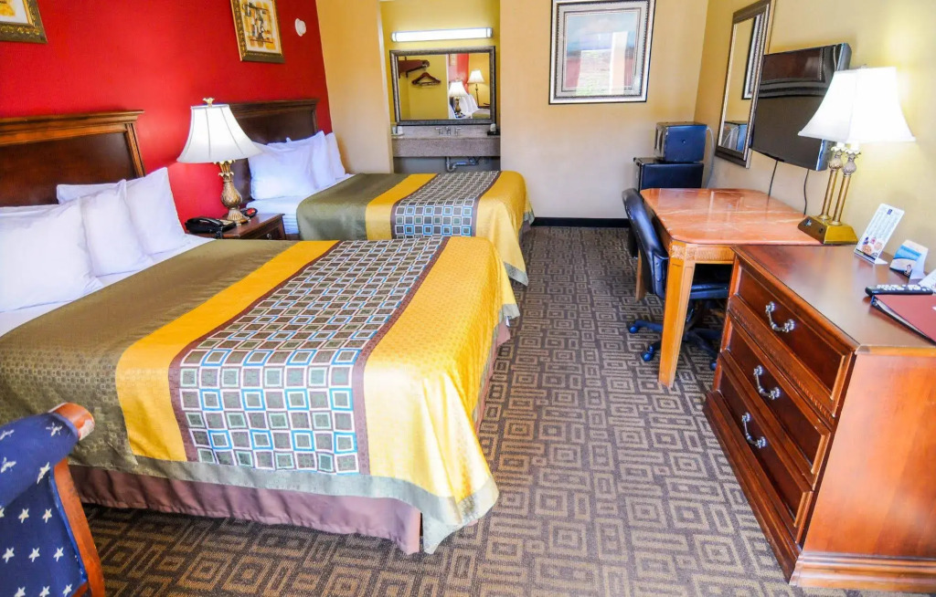 Heritage Inn