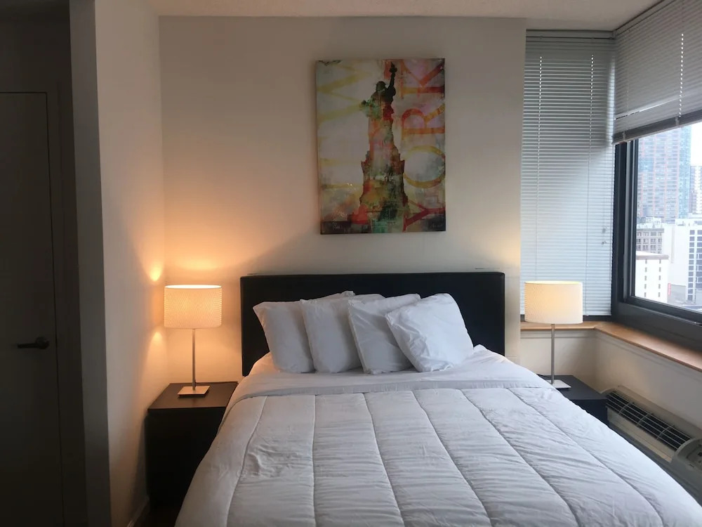 M Suites at Newport