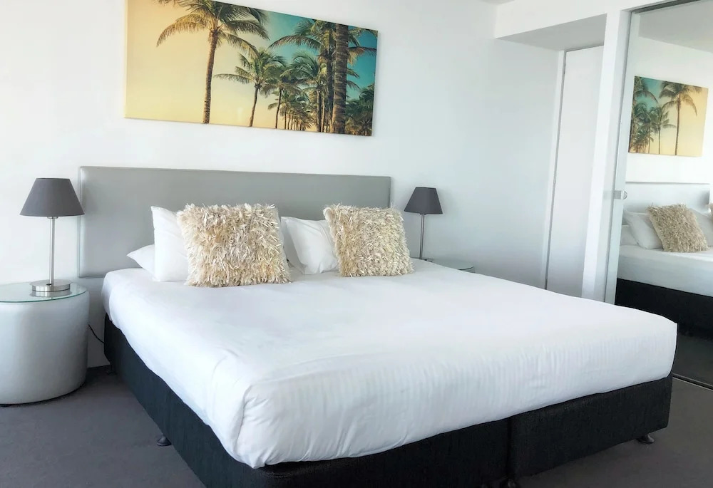 Private Luxe 3 BDR at Q Surfers Paradise