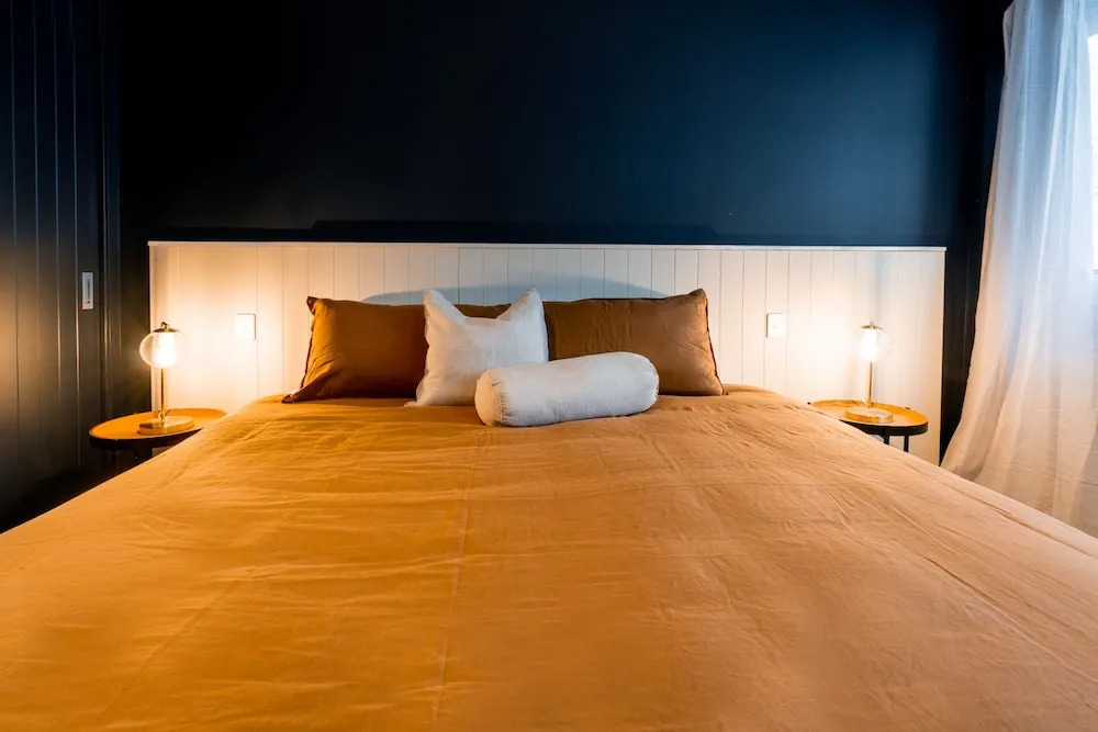 The Cobbler Hotel