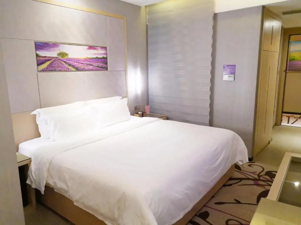 Lavande Hotel Zhuhai Tang University City