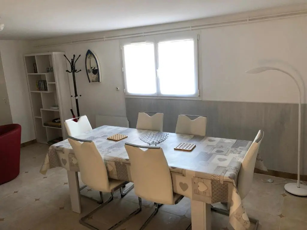 Appartement Indépendant 80M² Dans Villa