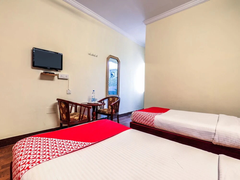 OYO 12237 Luxury Villas