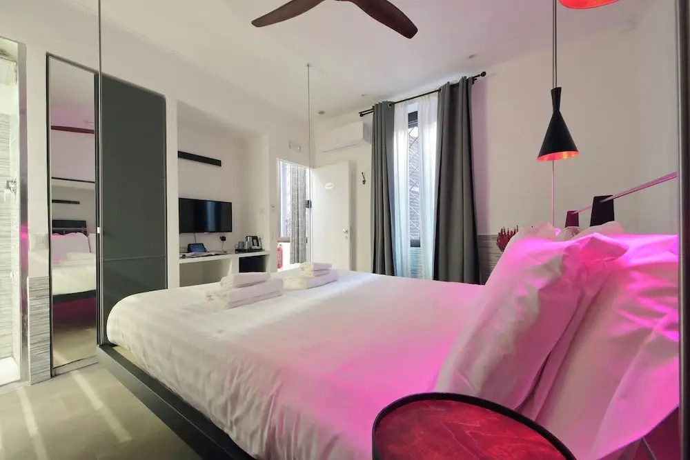 Flatinrome Trastevere Deluxe Rooms