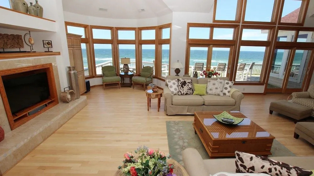 Windrift - 6 Br Home