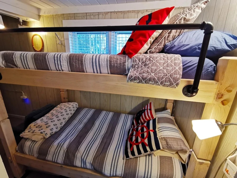 Sea Perch - 6 Br Home